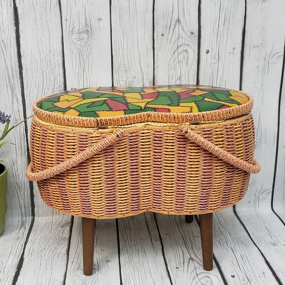 Vintage Exclusively For Singer MidCentury Wicker Sewing Basket Patchwork Design - Picture 3 of 14
